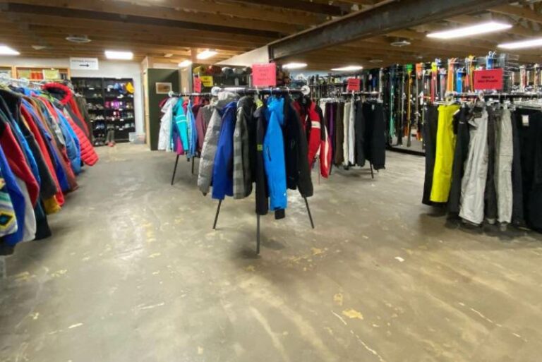 Used outdoor clothing store MER Mountain Equipment Recyclers