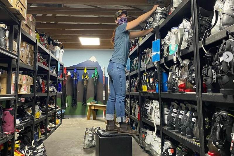 usedskiequipmentforsale MER Mountain Equipment Recyclers