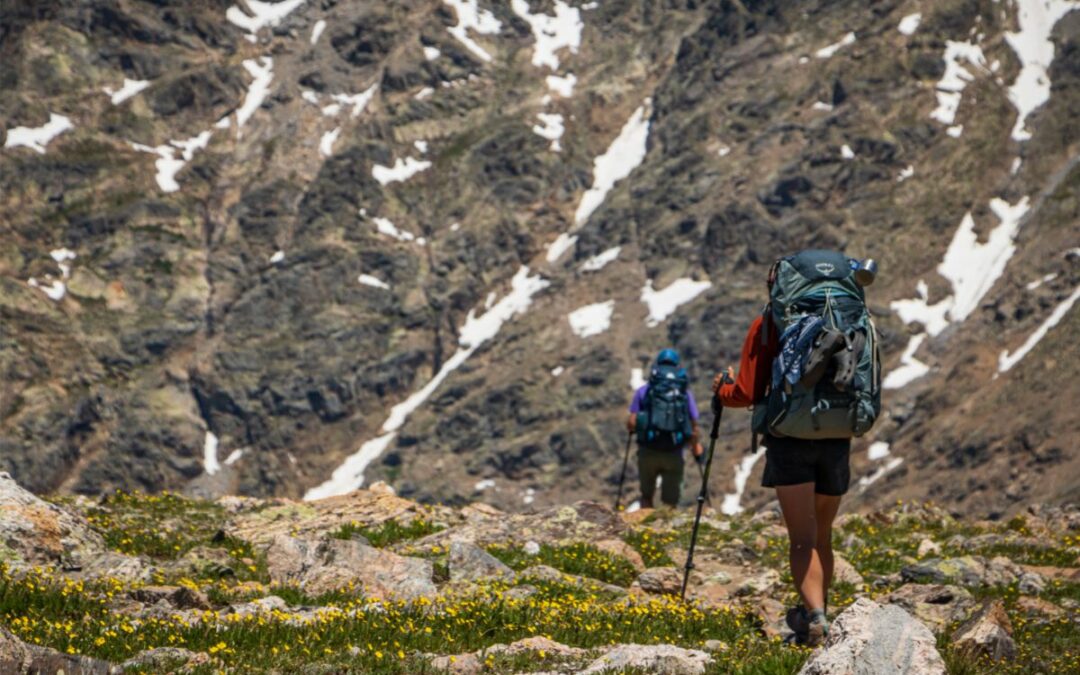 MER - gear tips for backpacking ring the peak trail