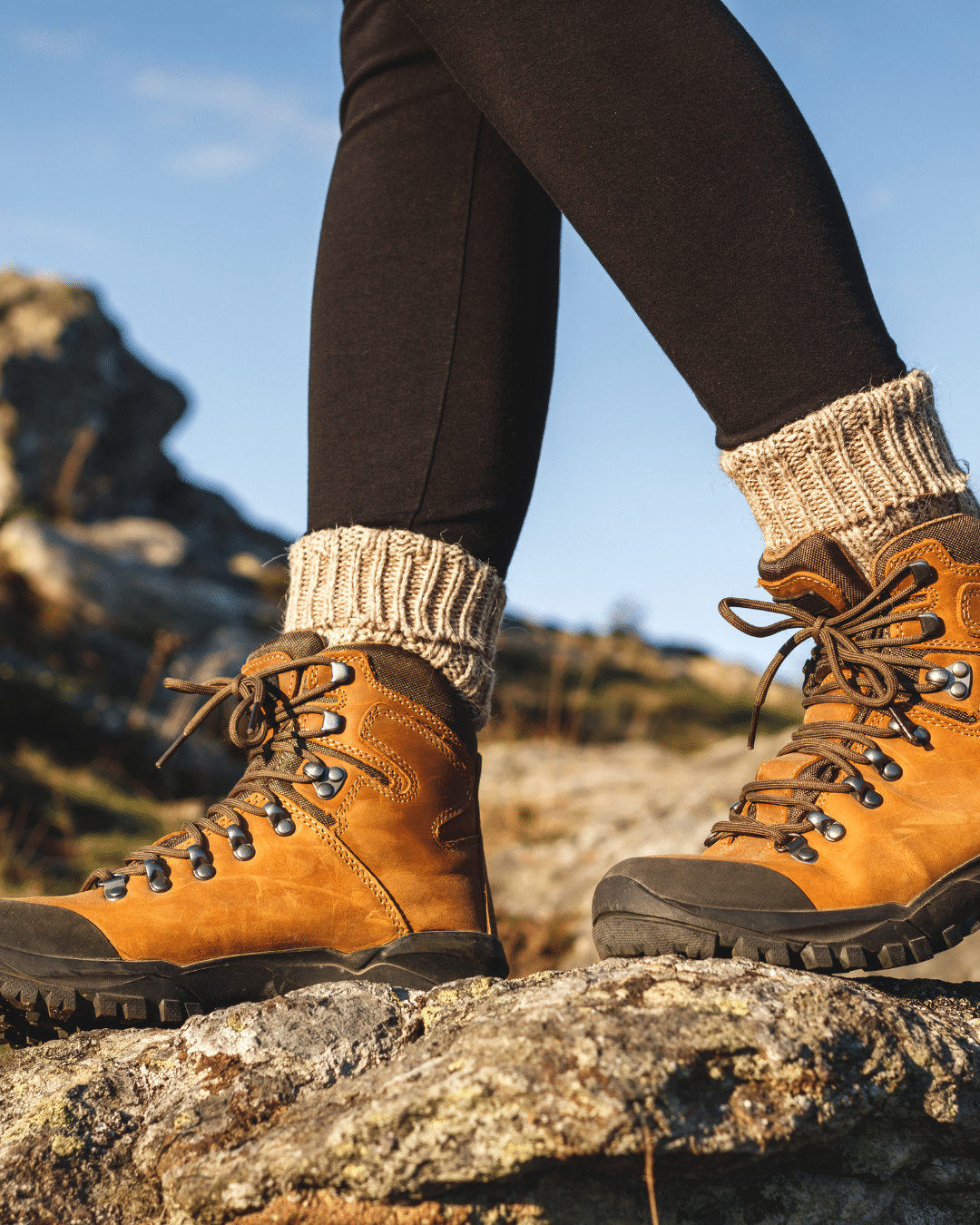 hiking during the fall with proper layers